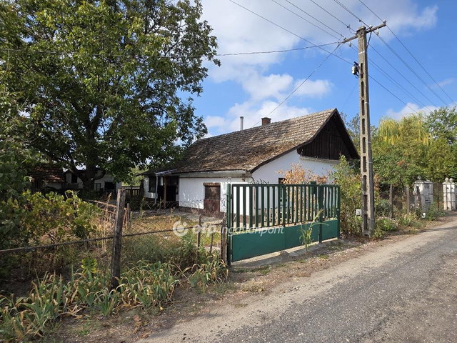 Eladó mezogazdasagi ingatlan, Cserkeszőlőn 8.6 M Ft, 2 szobás