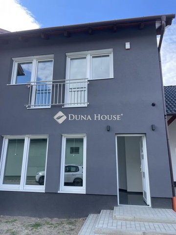 Kiadó téglalakás, albérlet, Sülysápon 265 E Ft / hó, 3 szobás