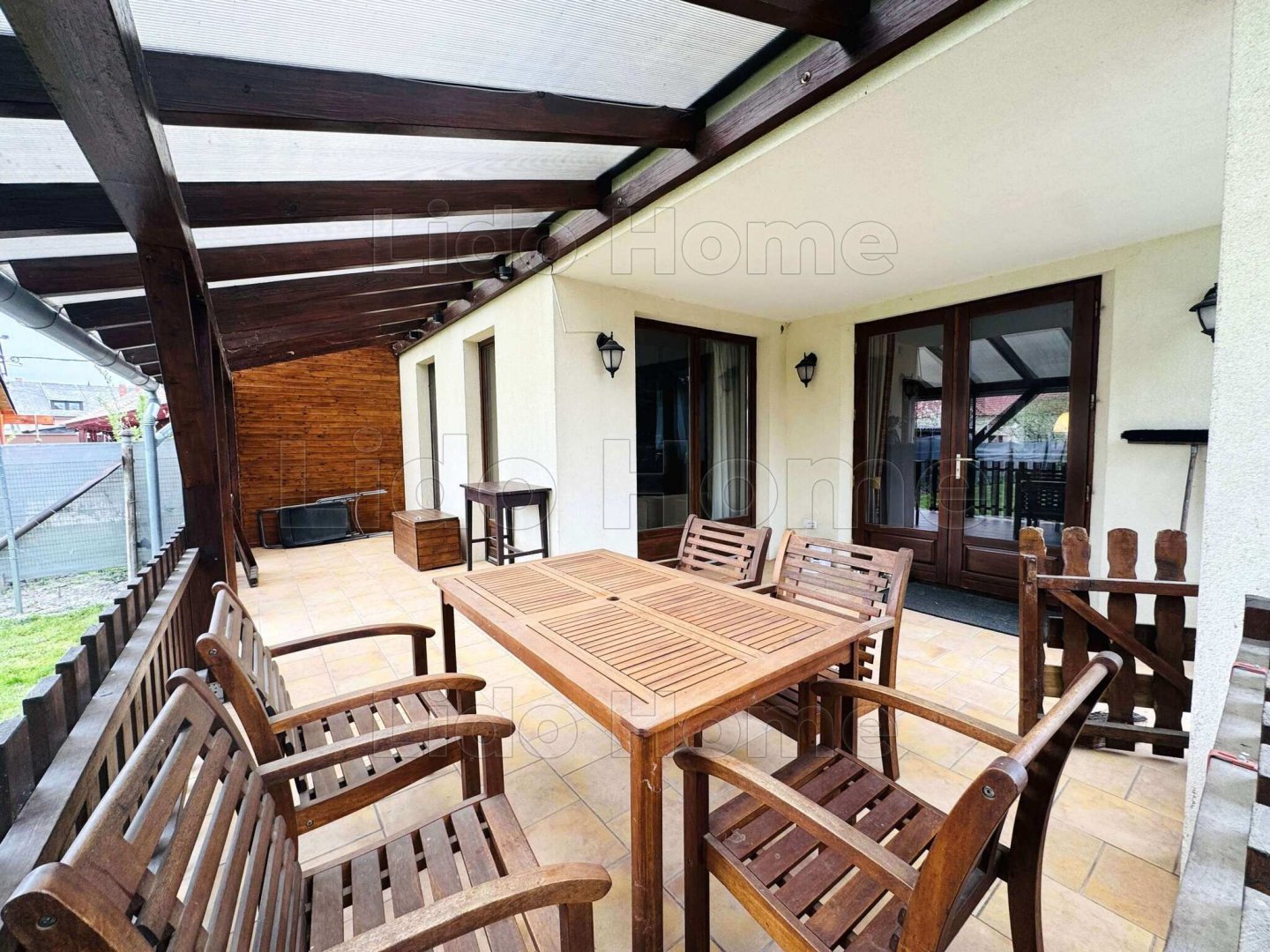 4 bed · 150m² · 400.000 ft