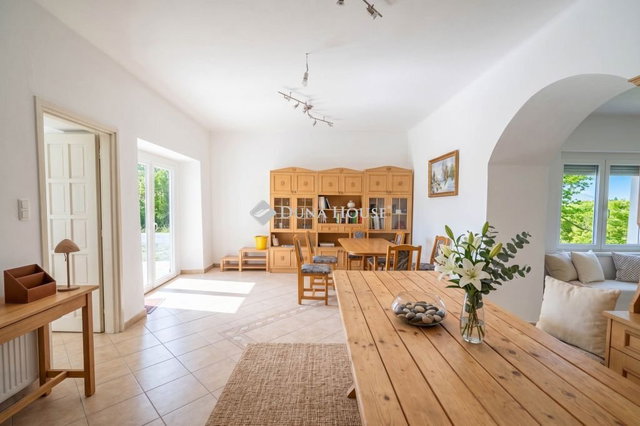 Eladó családi ház, Révfülöpön, Mandula utcában 139.9 M Ft
