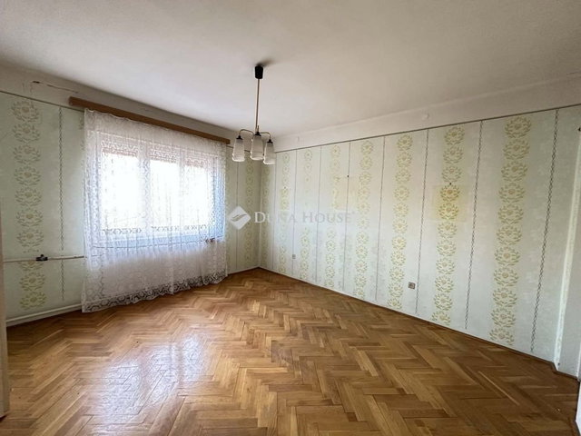 Eladó családi ház, Nagykőrösön 49.9 M Ft, 3 szobás