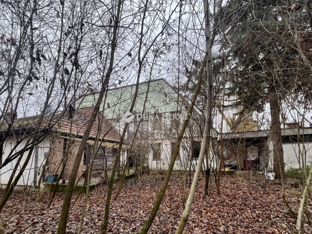 Eladó nyaraló, Dobozon 98 M Ft, 28 szobás / költözzbe.hu