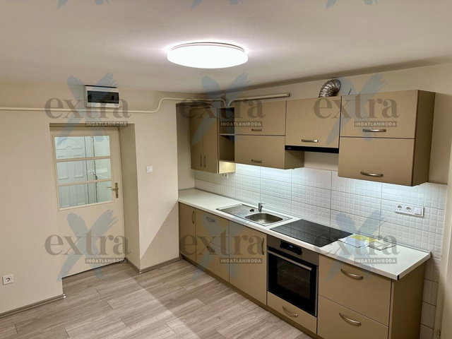 Kiadó téglalakás, albérlet, Szegeden 178 E Ft / hó, 2 szobás