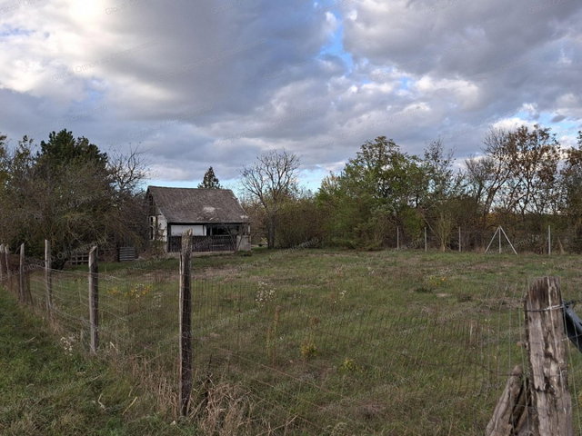 Eladó mezogazdasagi ingatlan, Mosonmagyaróváron 12.5 M Ft