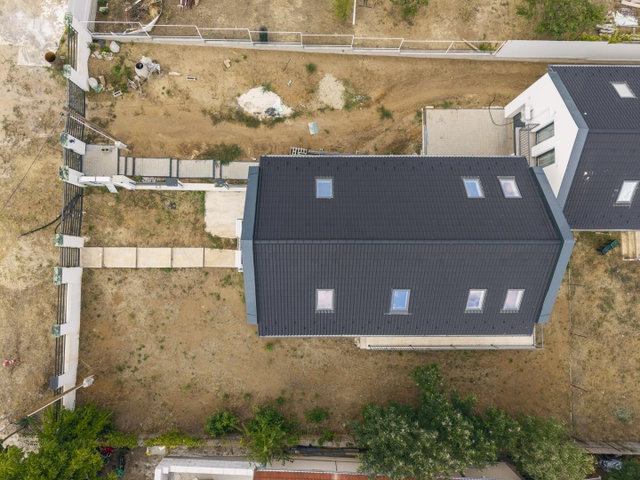 Eladó ikerház, Őrbottyánban 109.9 M Ft, 5 szobás