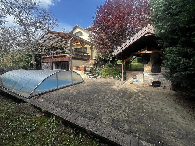Eladó családi ház, Gödöllőn 114.9 M Ft, 6 szobás
