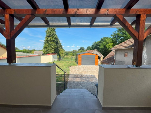 Eladó családi ház, Zalaapátin 68.9 M Ft, 2 szobás