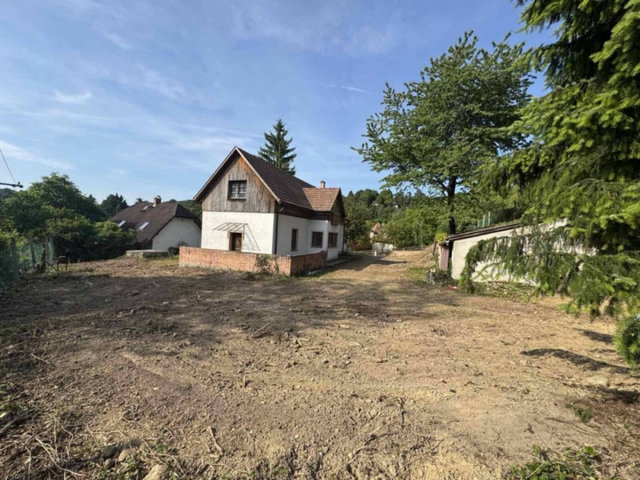 Eladó családi ház, Solymáron 129.9 M Ft, 4+1 szobás
