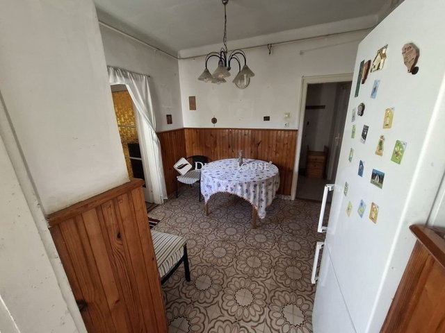Eladó családi ház, Erdőkertesen 75 M Ft, 2 szobás
