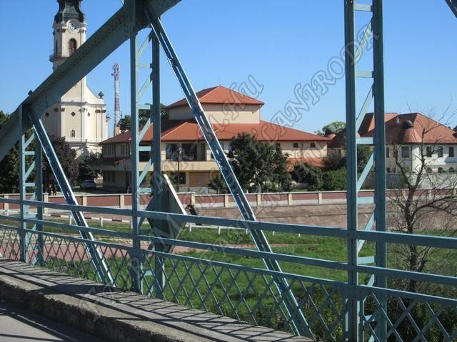 Eladó családi ház, Kunszentmártonban 40 M Ft