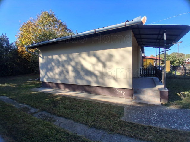 Eladó nyaraló, Csokonyavisontán 15.95 M Ft, 2+2 szobás