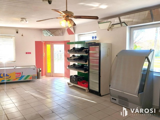 Eladó üzlethelyiség, Körösladányban 8 M Ft