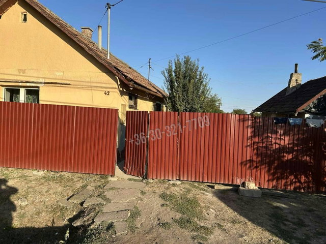 Eladó családi ház, Sarkadon 12.9 M Ft, 2 szobás