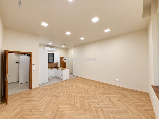 Kiadó téglalakás, albérlet, Budapesten, V. kerületben, 4 szobás