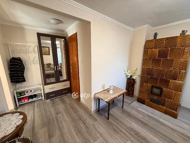 Eladó családi ház, Budapesten, XI. kerületben 75 M Ft, 2 szobás