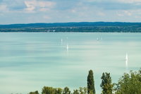 Eladó téglalakás, Balatonfüreden 160.514 M Ft, 2 szobás