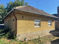 Eladó családi ház, Vecsésen 81.9 M Ft, 3 szobás
