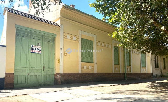 Eladó családi ház, Orosházán 44.9 M Ft, 3 szobás
