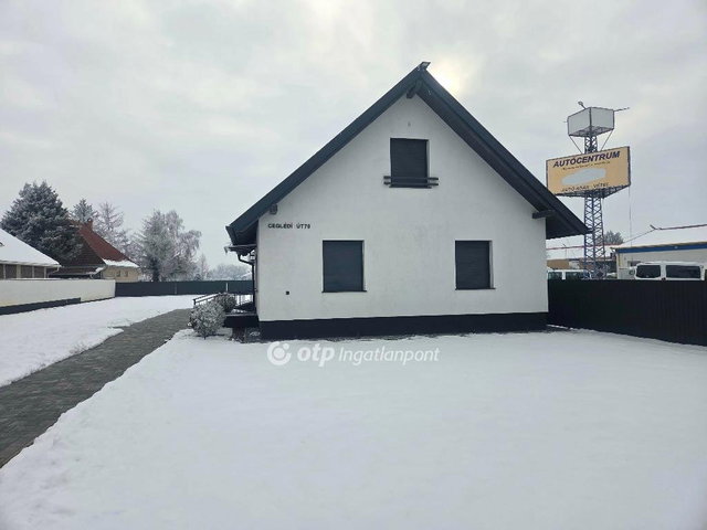 Eladó családi ház, Abonyban 108 M Ft, 3 szobás