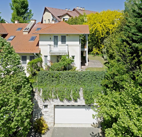 Eladó ikerház, Budapesten, III. kerületben 214.9 M Ft, 5 szobás