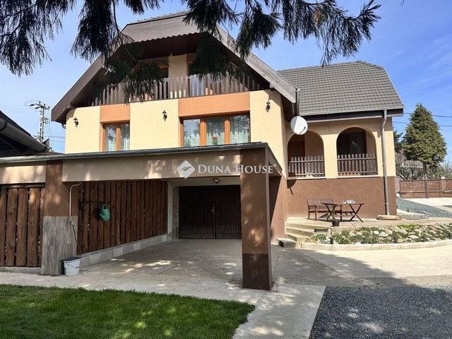Eladó családi ház, Őriszentpéteren 139 M Ft, 4+2 szobás