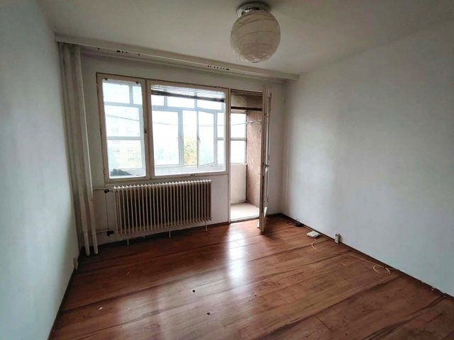 Eladó panellakás, Székesfehérvárott 43.5 M Ft, 2 szobás