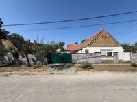 Eladó családi ház, Móron 27.5 M Ft, 2 szobás