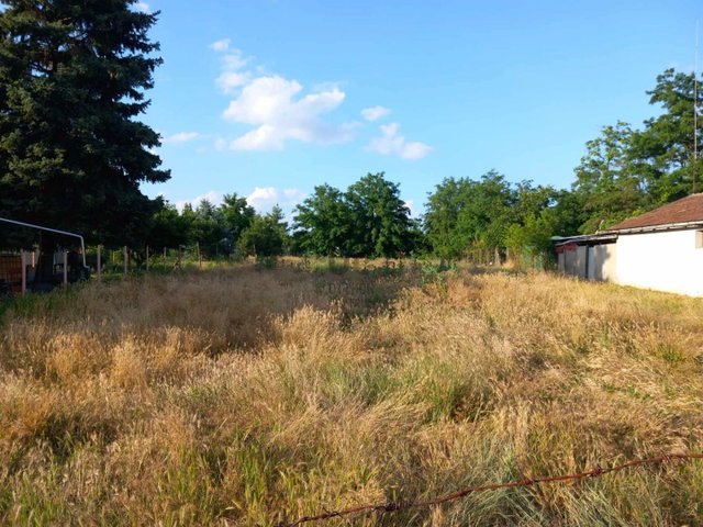 Eladó telek, Tiszaföldváron 2.5 M Ft / költözzbe.hu