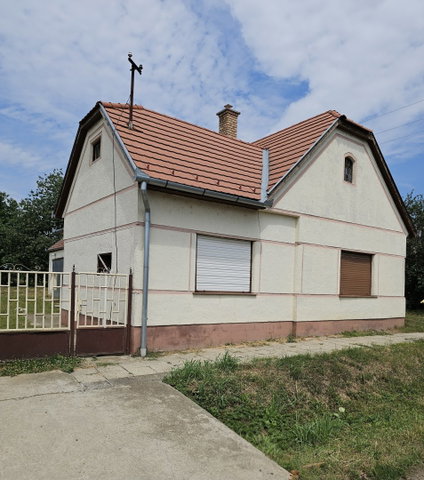 Eladó családi ház, Nakon 15.5 M Ft, 3 szobás