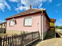 Eladó családi ház, Tiszakanyáron 33.9 M Ft, 4+1 szobás