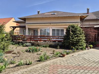 Eladó családi ház, Debrecenben 195 M Ft, 4 szobás