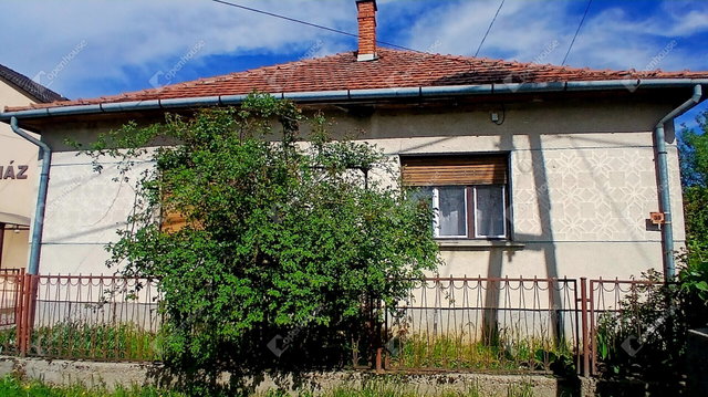 Eladó családi ház, Lentiben 15.99 M Ft, 3 szobás