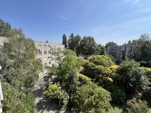 Eladó panellakás, Budapesten, III. kerületben 45 M Ft, 1 szobás