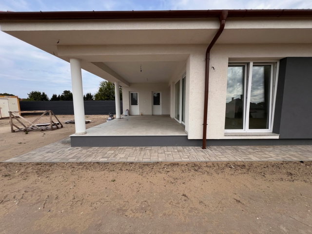 Eladó családi ház, Kótajon 99 M Ft, 3 szobás