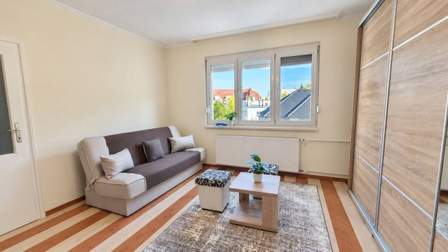 Kiadó téglalakás, albérlet, Debrecenben 220 E Ft / hó, 1 szobás