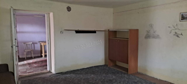 Eladó családi ház, Kevermesen 4.9 M Ft, 2 szobás