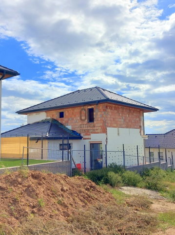 Eladó családi ház, Kerepesen 155 M Ft, 4 szobás