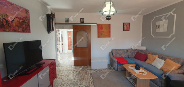 Eladó családi ház, Kozmadombján 38 M Ft, 3 szobás