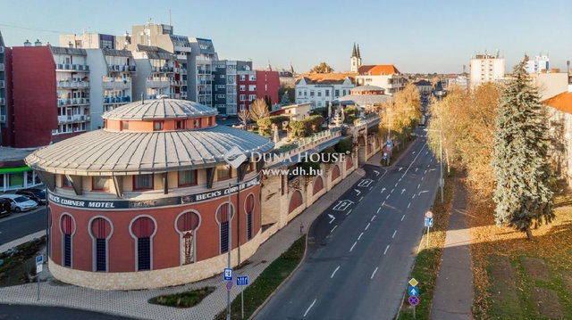 Eladó hotel, Zalaegerszegen 180 M Ft, 10 szobás