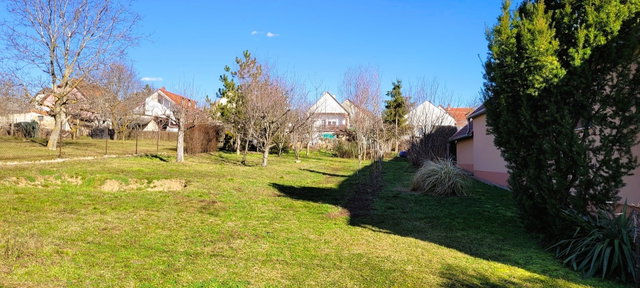 Eladó telek, Felsőörsön 44.9 M Ft / költözzbe.hu