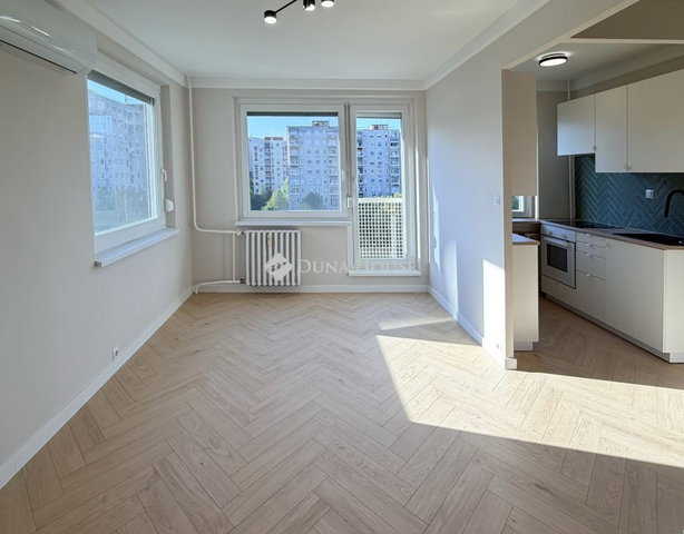 Eladó panellakás, Budapesten, XI. kerületben 72.9 M Ft