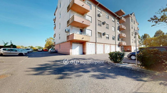Eladó téglalakás, Nyíregyházán 54 M Ft, 2+1 szobás