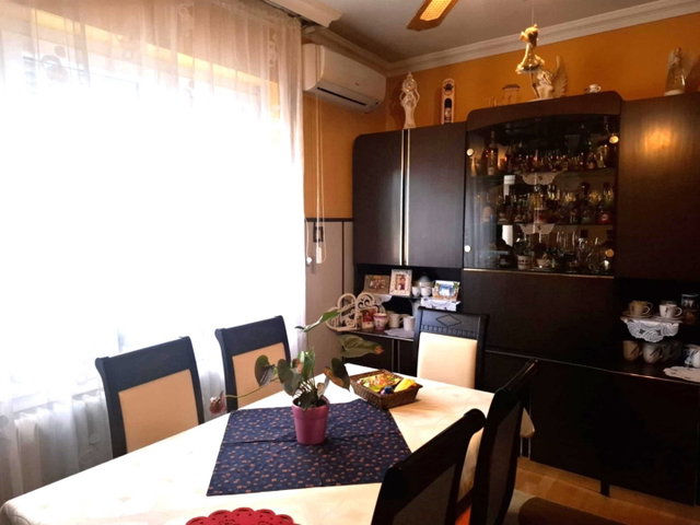 Eladó családi ház, Újfehértón 67.9 M Ft, 3 szobás