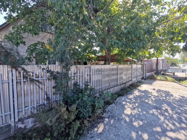 Eladó családi ház, Székesfehérvárott 44.9 M Ft, 3 szobás