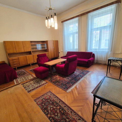 Eladó téglalakás, Kecskeméten 79 M Ft, 2 szobás