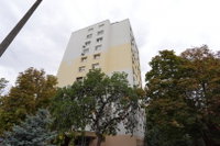 Eladó panellakás, Szegeden 37.8 M Ft, 1+1 szobás