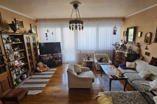 Eladó sorház, Veszprémben 99.5 M Ft, 5 szobás