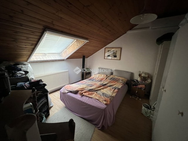 Eladó téglalakás, Budapesten, XV. kerületben 99.9 M Ft, 4 szobás