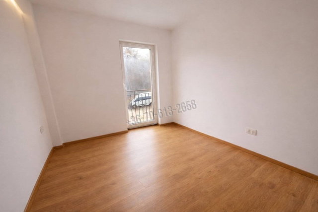 Eladó téglalakás, Nyergesújfaluban 82 M Ft, 3 szobás