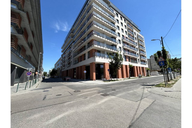 Kiadó üzlethelyiség, Budapesten, XIII. kerületben 720 E Ft / hó